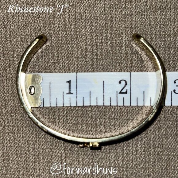 Vintage “J” Initial Cuff Bracelet - Picture 6 of 8